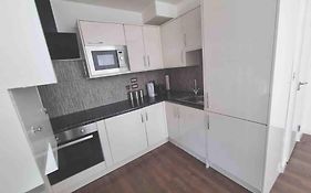 Flat 7 Fulham, 2 Bedroom, 1 Bathroom Flat